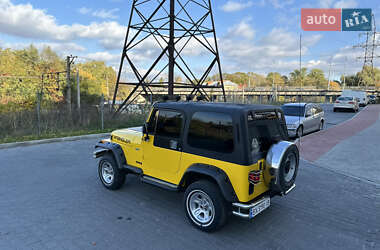 Внедорожник / Кроссовер Jeep Wrangler 1994 в Львове