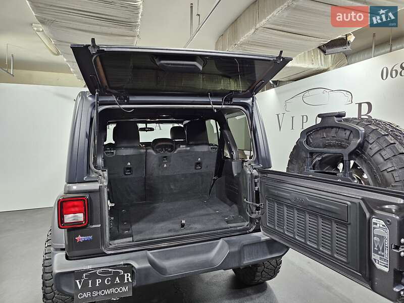 Внедорожник / Кроссовер Jeep Wrangler 2021 в Киеве