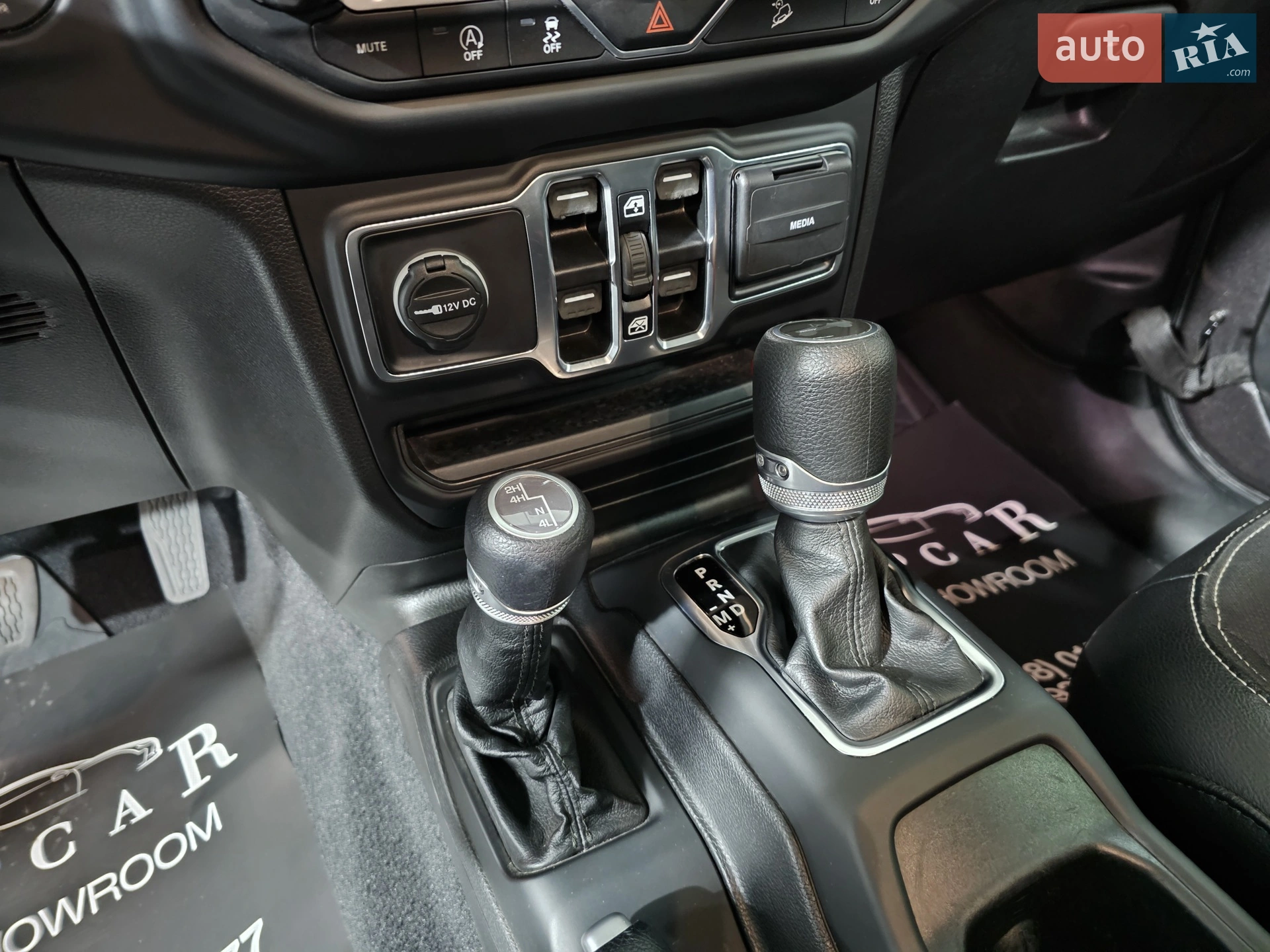 2021 Jeep Wrangler - мініатюра 25