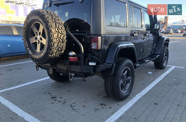 Внедорожник / Кроссовер Jeep Wrangler 2015 в Киеве