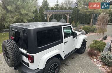 Позашляховик / Кросовер Jeep Wrangler 2015 в Києві