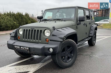 Позашляховик / Кросовер Jeep Wrangler 2011 в Києві