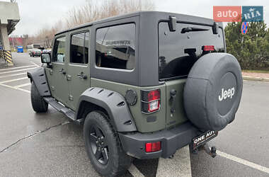 Позашляховик / Кросовер Jeep Wrangler 2011 в Києві