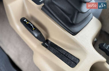 Внедорожник / Кроссовер Jeep Wrangler 2000 в 
