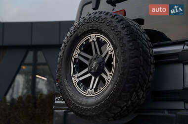 Внедорожник / Кроссовер Jeep Wrangler 2016 в 