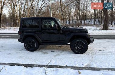 Внедорожник / Кроссовер Jeep Wrangler 2022 в 