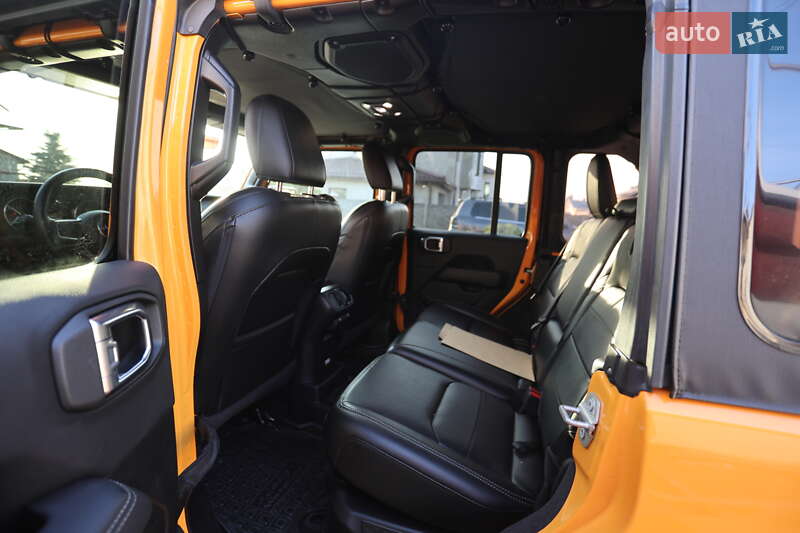 Внедорожник / Кроссовер Jeep Wrangler 2021 в Киеве
