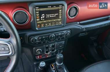 Позашляховик / Кросовер Jeep Wrangler 2021 в 