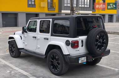 Внедорожник / Кроссовер Jeep Wrangler 2022 в 
