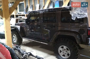 Внедорожник / Кроссовер Jeep Wrangler 2015 в Черновцах