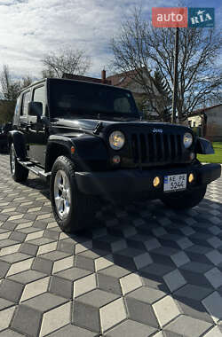 Позашляховик / Кросовер Jeep Wrangler 2013 в 