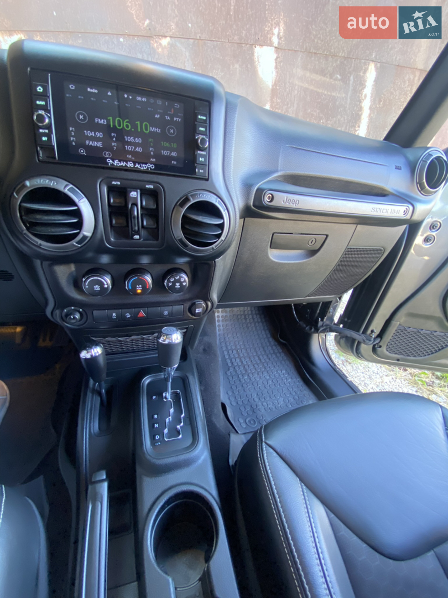 2017 Jeep Wrangler - мініатюра 27