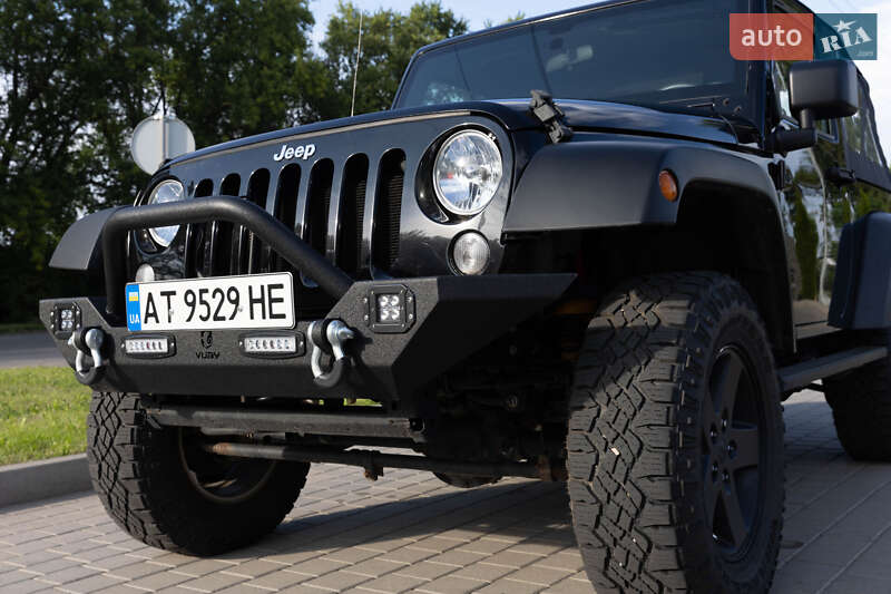 Позашляховик / Кросовер Jeep Wrangler 2017 в Львові