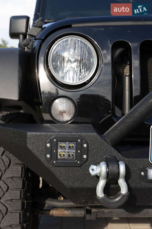 Позашляховик / Кросовер Jeep Wrangler 2017 в Львові