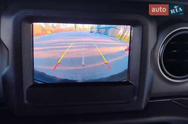 Внедорожник / Кроссовер Jeep Wrangler 2018 в 