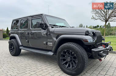 Позашляховик / Кросовер Jeep Wrangler 2018 в 
