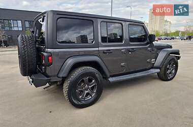 Внедорожник / Кроссовер Jeep Wrangler 2018 в 