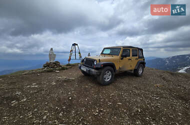 Внедорожник / Кроссовер Jeep Wrangler 2013 в 
