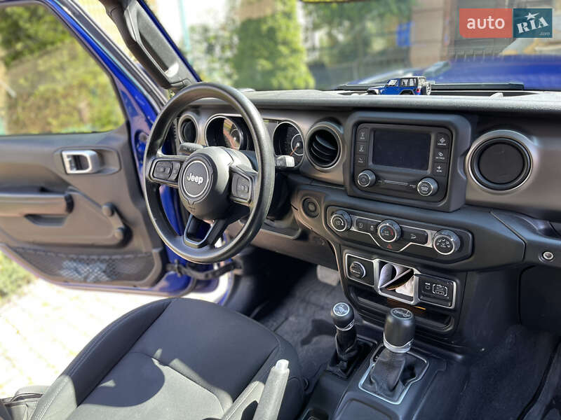 Позашляховик / Кросовер Jeep Wrangler 2018 в Чернівцях
