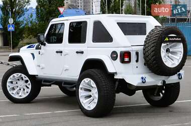 Внедорожник / Кроссовер Jeep Wrangler 2018 в 
