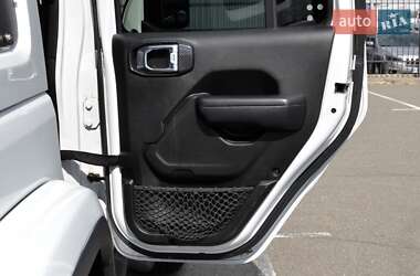 Внедорожник / Кроссовер Jeep Wrangler 2018 в 