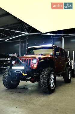 Позашляховик / Кросовер Jeep Wrangler 2014 в Чернівцях
