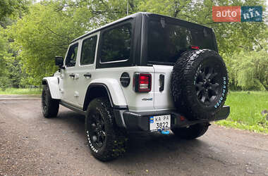 Внедорожник / Кроссовер Jeep Wrangler 2023 в 