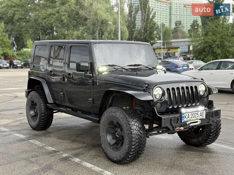 Внедорожник / Кроссовер Jeep Wrangler 2007 в Киеве