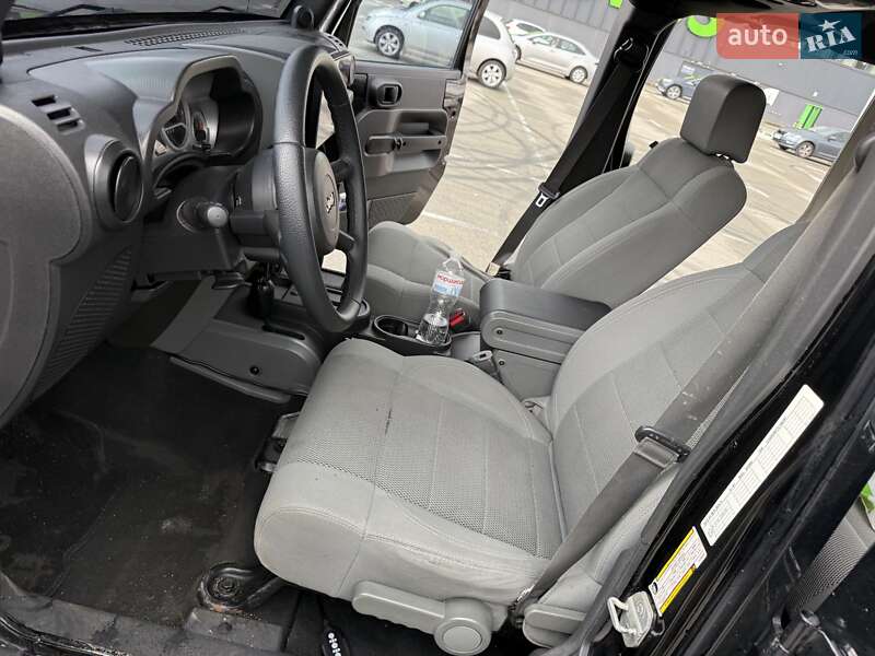 Внедорожник / Кроссовер Jeep Wrangler 2007 в Киеве