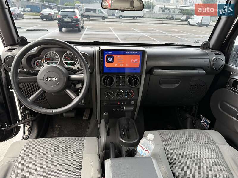 Внедорожник / Кроссовер Jeep Wrangler 2007 в Киеве