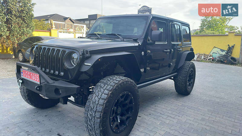 Внедорожник / Кроссовер Jeep Wrangler 2020 в 