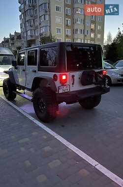 Внедорожник / Кроссовер Jeep Wrangler 2009 в Киеве