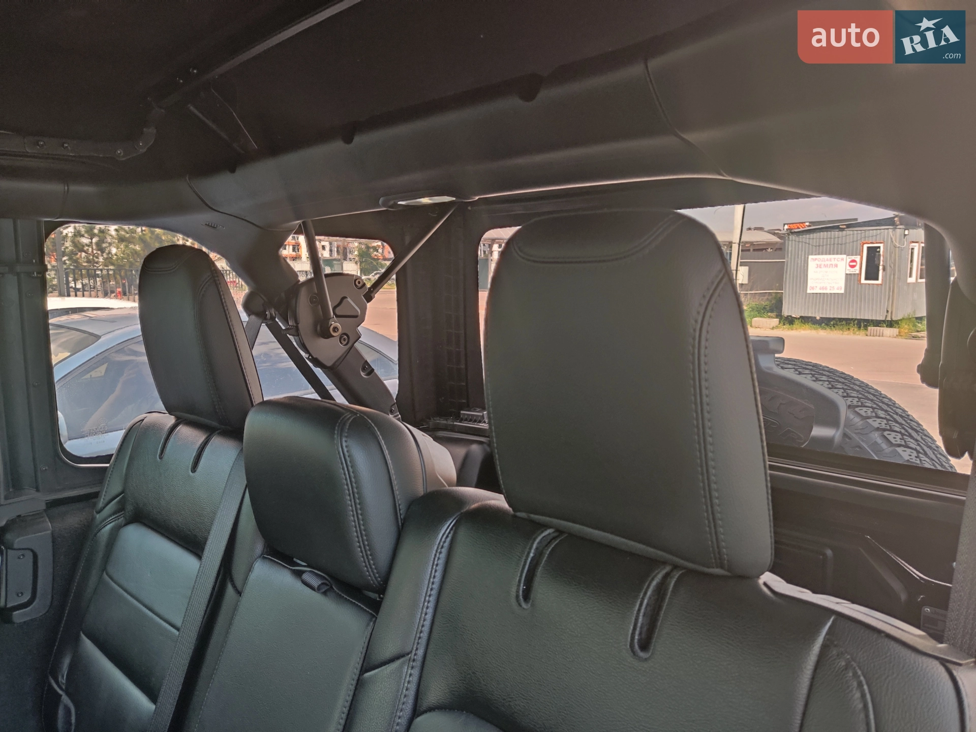 2021 Jeep Wrangler - мініатюра 24