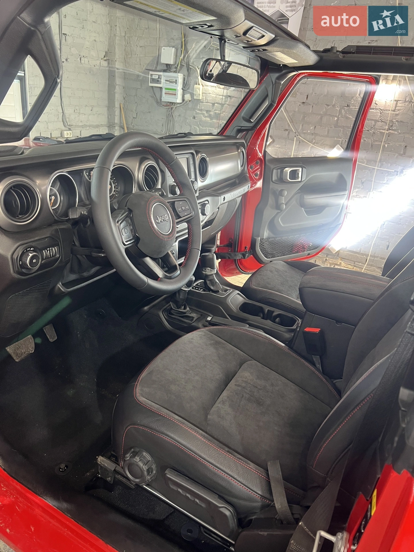 2021 Jeep Wrangler - мініатюра 4
