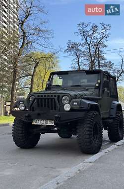 Внедорожник / Кроссовер Jeep Wrangler 2000 в Киеве