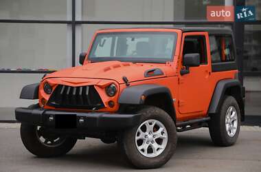 Внедорожник / Кроссовер Jeep Wrangler 2012 в Харькове