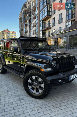 Внедорожник / Кроссовер Jeep Wrangler 2018 в Новояворовске