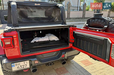 Внедорожник / Кроссовер Jeep Wrangler 2018 в 