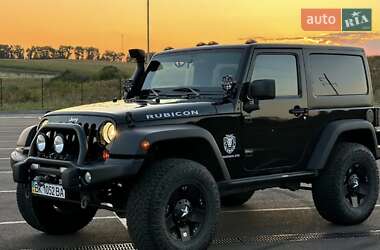 Внедорожник / Кроссовер Jeep Wrangler 2011 в Киеве