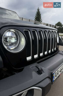 Внедорожник / Кроссовер Jeep Wrangler 2019 в 
