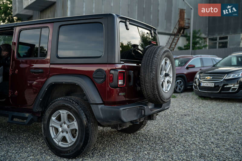 Внедорожник / Кроссовер Jeep Wrangler 2021 в Черновцах