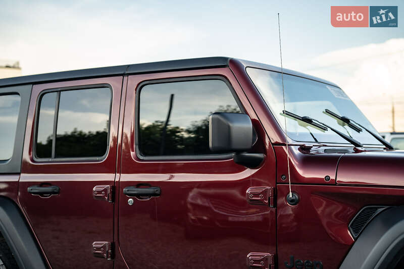 Внедорожник / Кроссовер Jeep Wrangler 2021 в Черновцах