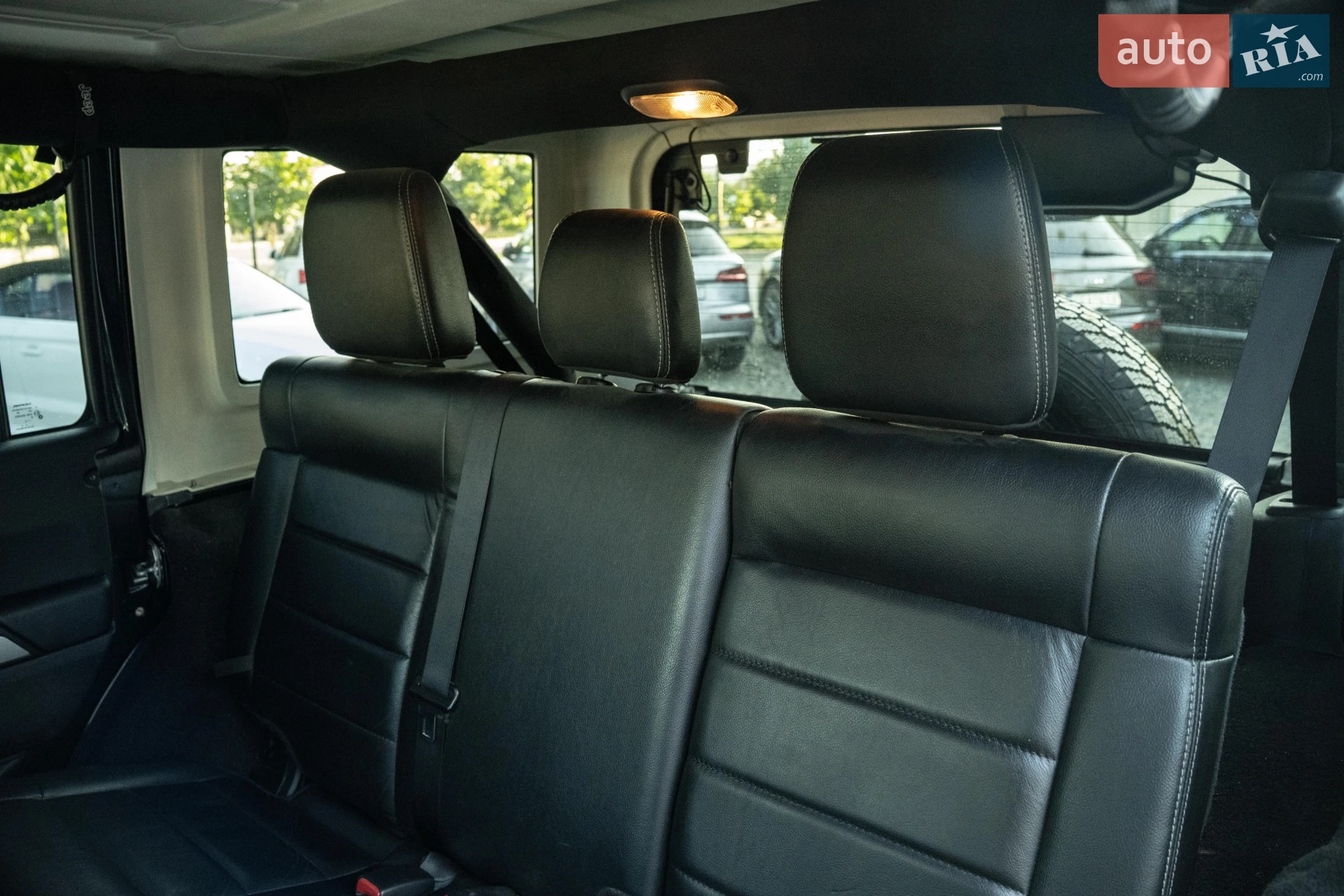 2012 Jeep Wrangler - мініатюра 45