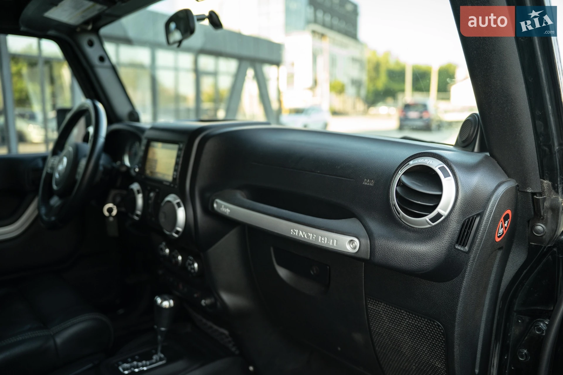 2012 Jeep Wrangler - мініатюра 40