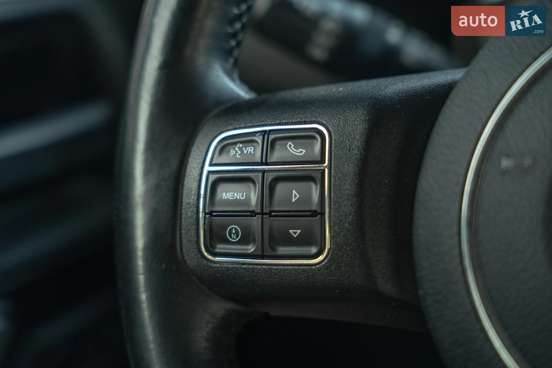 2012 Jeep Wrangler - мініатюра 33