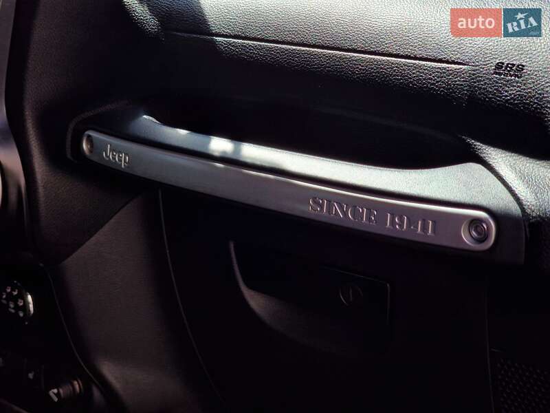 Внедорожник / Кроссовер Jeep Wrangler 2015 в Одессе фото 65 Внедорожник / Кроссовер Jeep Wrangler 2015 в Одессе
