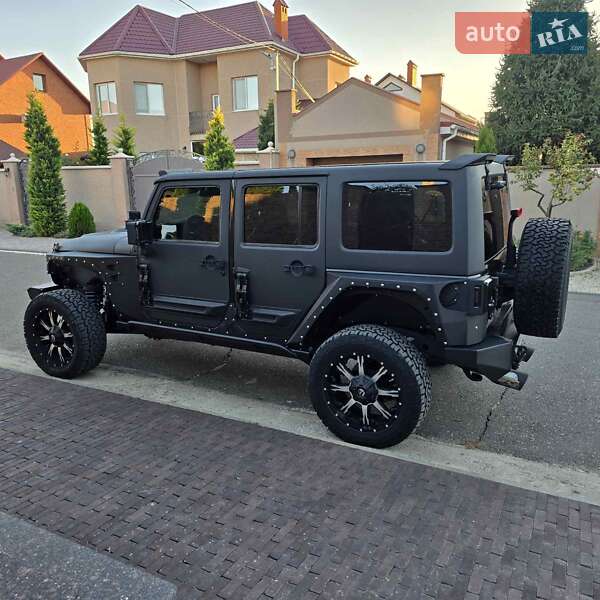 Внедорожник / Кроссовер Jeep Wrangler 2015 в Одессе