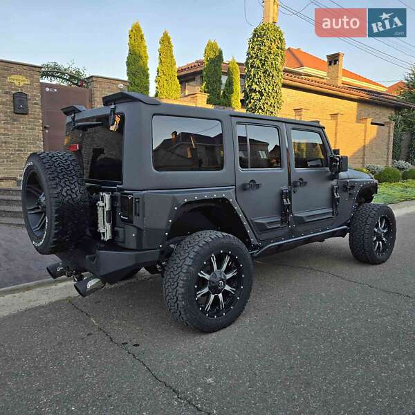 Внедорожник / Кроссовер Jeep Wrangler 2015 в Одессе
