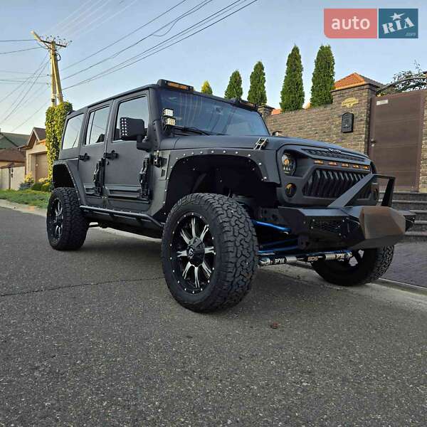 Внедорожник / Кроссовер Jeep Wrangler 2015 в Одессе