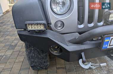Позашляховик / Кросовер Jeep Wrangler 2014 в 